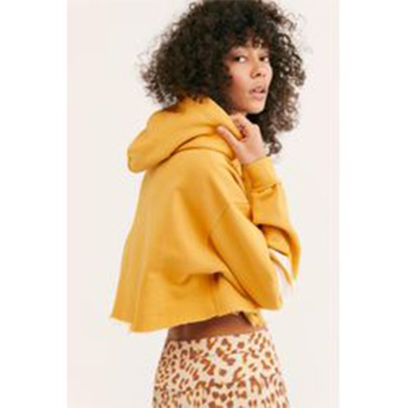 NWT Free People Baldwin Graphic Crop Hood Sweater Hoodie Sky Canary Yellow Large - Picture 2 of 10
